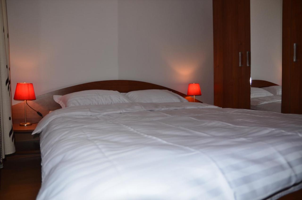 Cazare Medias, Apartament Modern Esterno foto